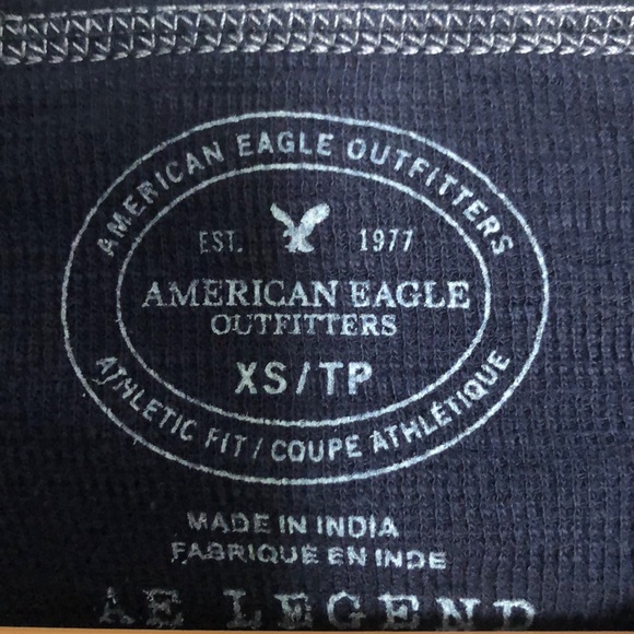 Boys American Eagle Navy long sleeved thermal - Picture 3 of 3